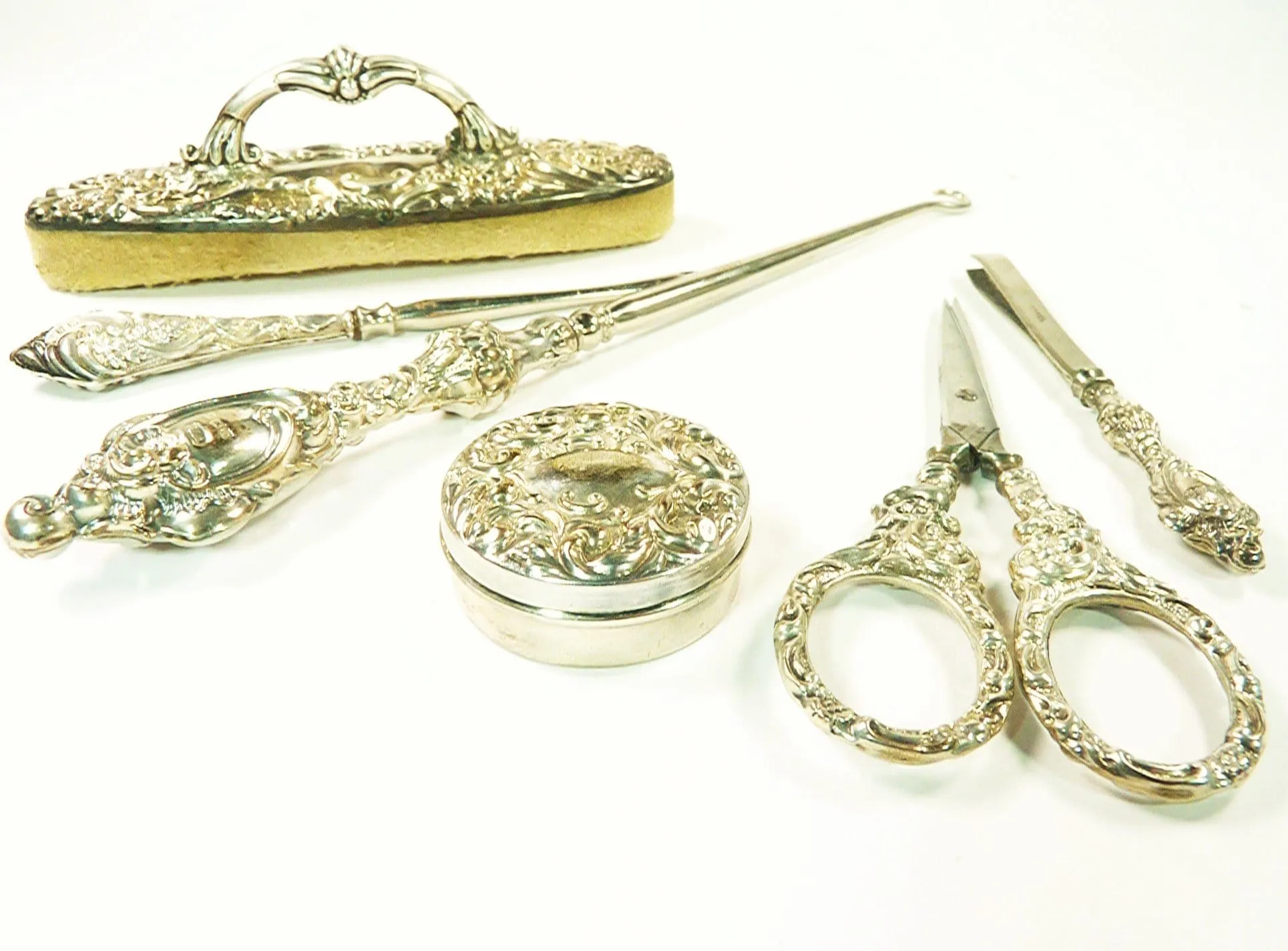 Antique Edwardian Sterling Silver Grooming Set Vanity Case William Devenport 1903
