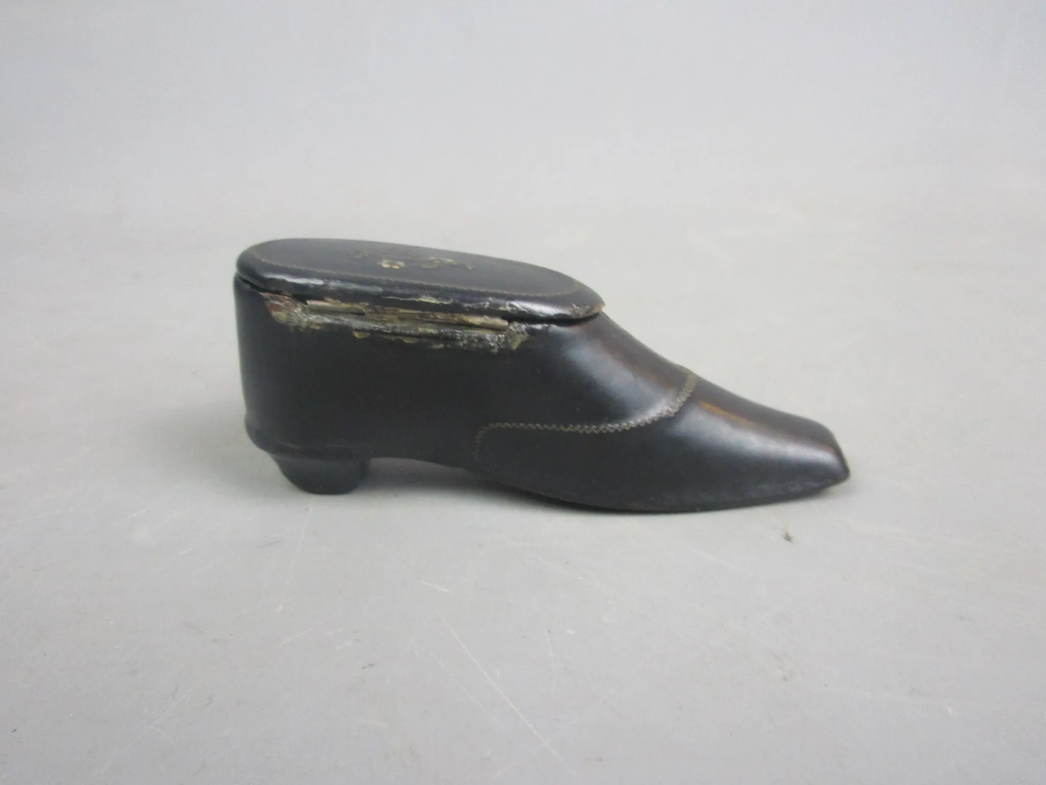 Black Papier Mache Shoe Design Snuff Box With Mother Of Pearl Detail Antique Georgian c1820