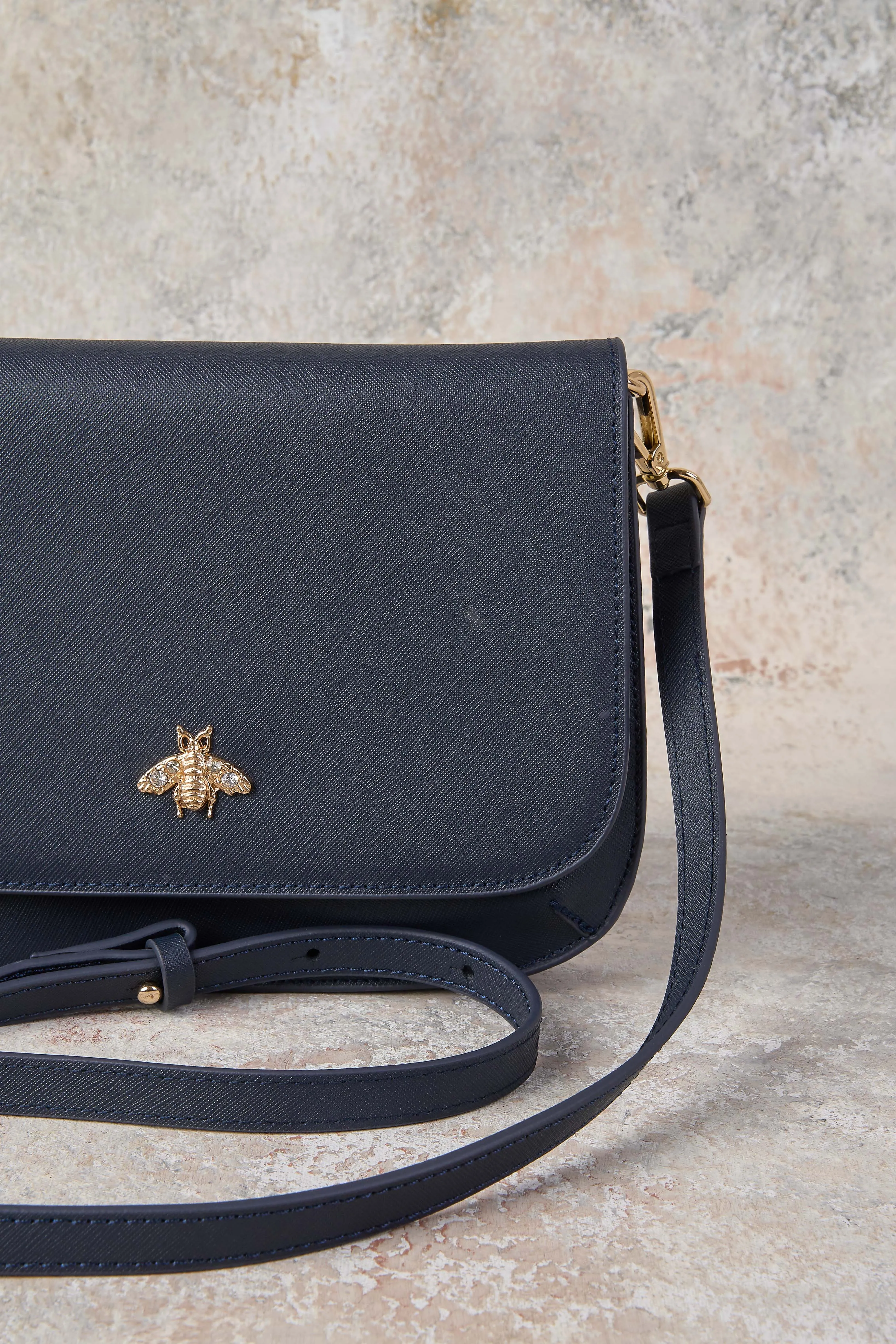 Catriona Travel Crossbody Bag