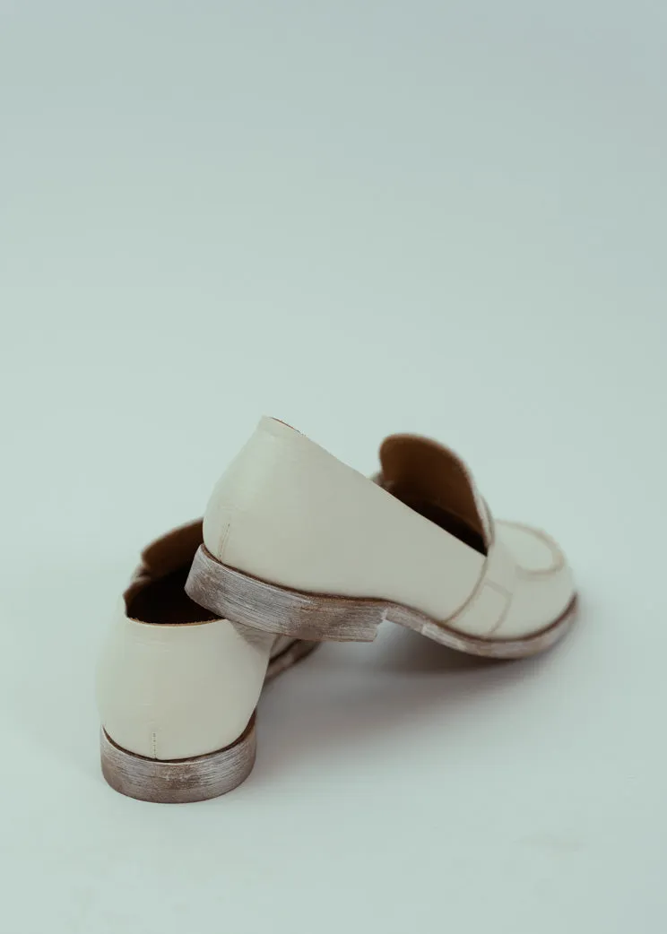 MOMA White AR Lux Loafer