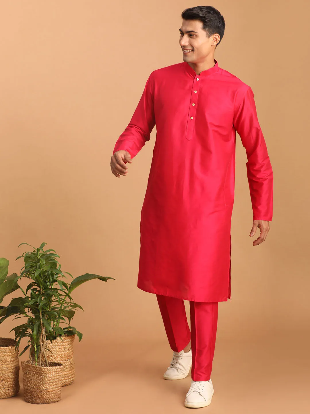 SHRESTHA By VASTRAMAY Men's Valentino Pink Viscose Kurta